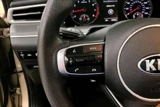 Kia K5 2021 LXS 4dr Sedán