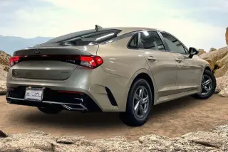 Kia K5 2021 LXS 4dr Sedán
