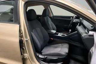 Kia K5 2021 LXS 4dr Sedán