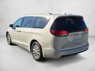 Chrysler Pacifica 2017 Touring-L 4dr Mini-Van