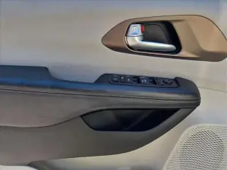 Chrysler Pacifica 2017 Touring-L 4dr Mini-Van