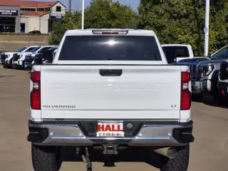 Chevrolet Silverado 2500HD 2021 4x4 LT 4dr Crew Cab SB