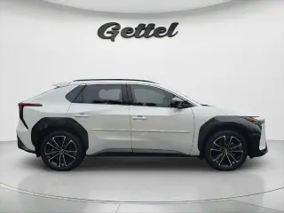 Toyota bZ4X 2023 Limited 4dr Crossover