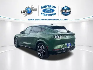 Ford Mustang Mach-E 2024 AWD GT 4dr SUV