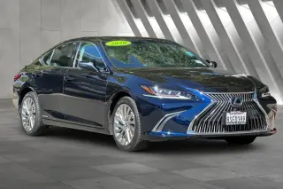Lexus ES 300h 2020 Sedán de lujo 4 puertas