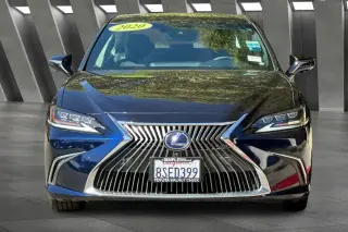 Lexus ES 300h 2020 Sedán de lujo 4 puertas