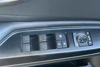 Lexus ES 300h 2020 Sedán de lujo 4 puertas