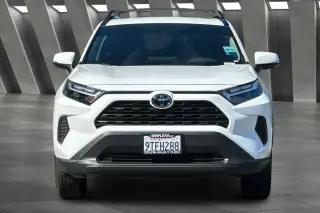 Toyota RAV4 Híbrido 2025 AWD XLE 4dr SUV