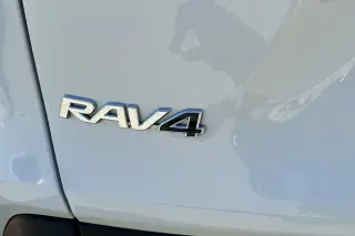 Toyota RAV4 Híbrido 2025 AWD XLE 4dr SUV