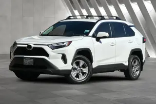 Toyota RAV4 Híbrido 2025 AWD XLE 4dr SUV