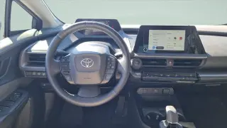 Toyota Prius 2024 XLE 4dr Hatchback