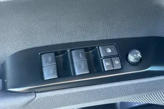 Toyota Camry 2026 SE 4dr Sedán