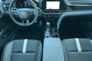 Toyota Camry 2026 SE 4dr Sedán