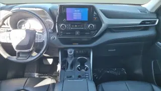 Toyota Highlander Hybrid 2023 XLE SUV de 4 puertas
