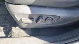 Toyota Highlander Hybrid 2023 XLE SUV de 4 puertas