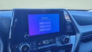 Toyota Highlander Hybrid 2023 XLE SUV de 4 puertas
