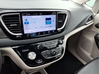 Chrysler Pacifica 2023 Touring L 4dr Mini-Van
