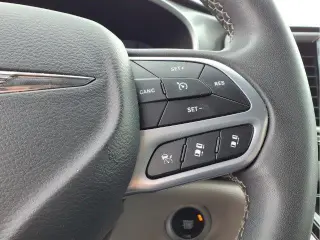 Chrysler Pacifica 2023 Touring L 4dr Mini-Van