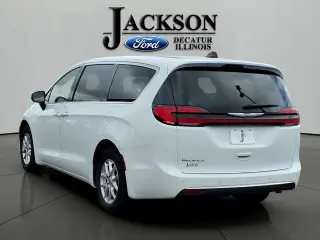 Chrysler Pacifica 2023 Touring L 4dr Mini-Van