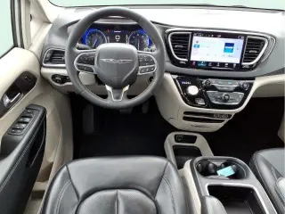 Chrysler Pacifica 2023 Touring L 4dr Mini-Van