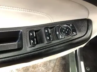 Ford Edge 2023 AWD Titanium 4dr Crossover
