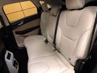 Ford Edge 2023 AWD Titanium 4dr Crossover