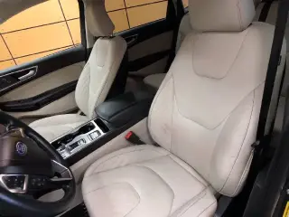 Ford Edge 2023 AWD Titanium 4dr Crossover