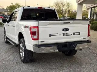 Ford F-150 2022 4x4 Lariat 4dr SuperCrew 5.5 ft. SB