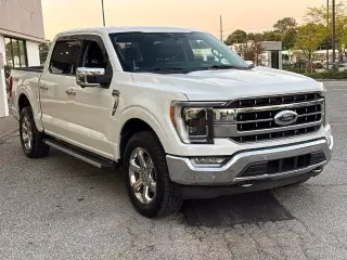 Ford F-150 2022 4x4 Lariat 4dr SuperCrew 5.5 ft. SB
