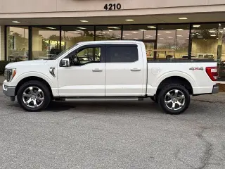 Ford F-150 2022 4x4 Lariat 4dr SuperCrew 5.5 ft. SB