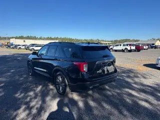 Ford Explorer 2023 XLT 4dr SUV