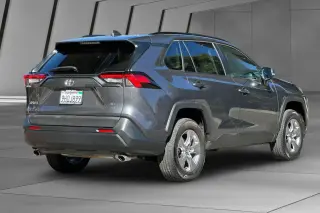 Toyota RAV4 2023 AWD XLE 4dr SUV