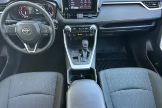 Toyota RAV4 2023 AWD XLE 4dr SUV