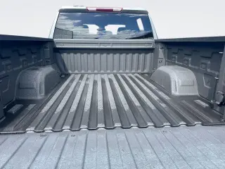 Chevrolet Silverado 1500 2023 4x4 Custom 4dr Crew Cab 5.8 ft. SB
