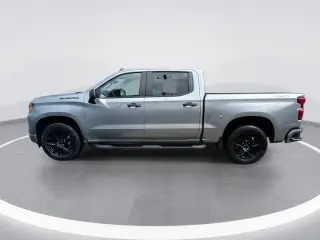 Chevrolet Silverado 1500 2023 4x4 Custom 4dr Crew Cab 5.8 ft. SB