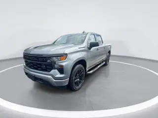 Chevrolet Silverado 1500 2023 4x4 Custom 4dr Crew Cab 5.8 ft. SB