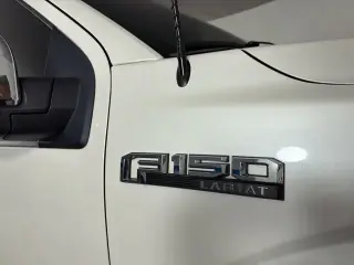 Ford F-150 2017 4x4 Lariat 4dr SuperCrew con cabina de 5.5 ft. SB