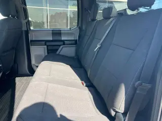 Ford F-150 2019 4x4 XL 4 puertas SuperCrew 5.5 pies caja larga