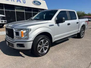 Ford F-150 2019 4x4 XL 4 puertas SuperCrew 5.5 pies caja larga