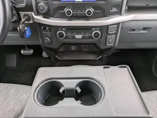 Ford F-150 2022 4x4 XLT 4dr SuperCrew 5.5 ft. SB