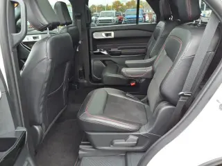 Ford Explorer 2023 AWD ST-Line SUV de 4 puertas
