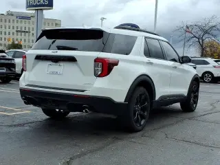 Ford Explorer 2023 AWD ST-Line SUV de 4 puertas