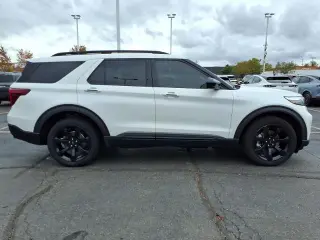 Ford Explorer 2023 AWD ST-Line SUV de 4 puertas