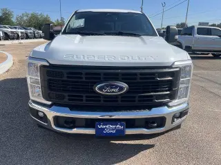 Ford F-250 Super Duty 2024 4x2 XL 4dr Crew Cab 6.8 ft. SB Pickup