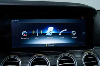 2019 Mercedes-Benz E 300