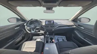 Nissan Altima 2025 2.5 SV 4 puertas Sedán