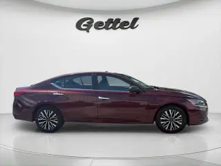 Nissan Altima 2025 2.5 SV 4 puertas Sedán