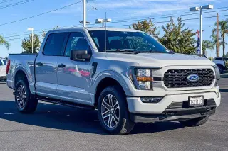 Ford F-150 2023 4x4 XL 4puertas SuperCrew 5.5 pies SB