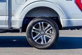 Ford F-150 2023 4x4 XL 4puertas SuperCrew 5.5 pies SB