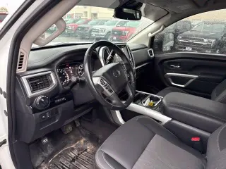 Nissan Titan 2021 4x4 SV 4dr Crew Cab 5.6 ft. SB